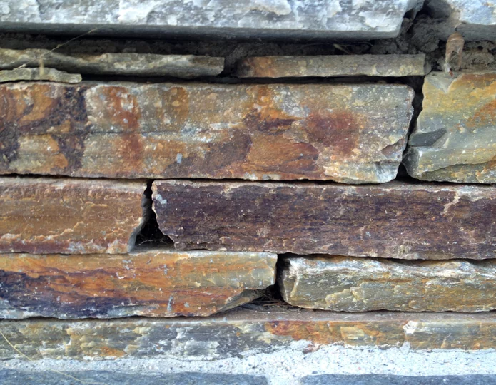 Salmon Quartzite Ledgestone